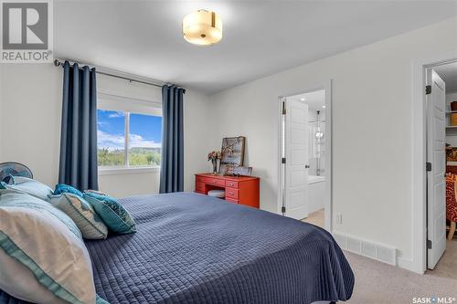 2070 Stilling Lane, Saskatoon, SK - Indoor Photo Showing Bedroom