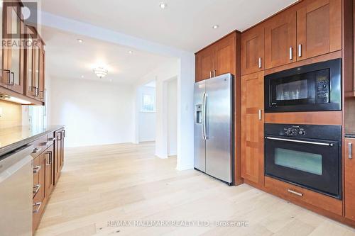 22 Sedgewick Crescent, Toronto (Ionview), ON - Indoor Photo Showing Kitchen