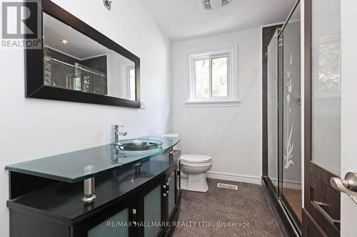 22 Sedgewick Crescent, Toronto (Ionview), ON - Indoor Photo Showing Bathroom