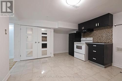 22 Sedgewick Crescent, Toronto (Ionview), ON - Indoor Photo Showing Kitchen