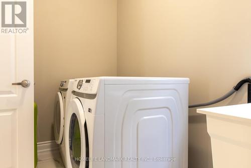 8 Venture Way, Thorold, ON - Indoor Photo Showing Laundry Room