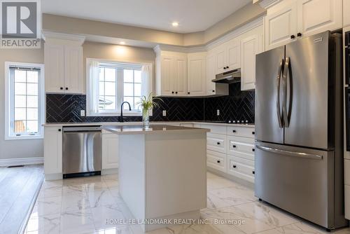 8 Venture Way, Thorold, ON - Indoor Photo Showing Kitchen