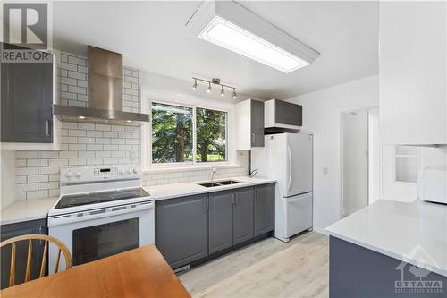 950 Woodroffe Avenue, Ottawa, ON - Indoor Photo Showing Kitchen With Double Sink