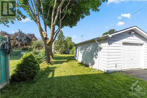 950 Woodroffe Avenue, Ottawa, ON - Outdoor