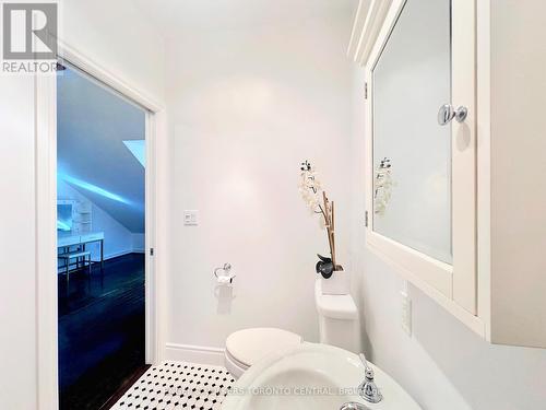 57 Metcalfe Street, Toronto, ON - Indoor Photo Showing Bathroom