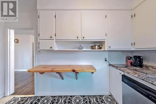 361 Paliser S Crescent, Richmond Hill (Harding), ON - Indoor Photo Showing Kitchen