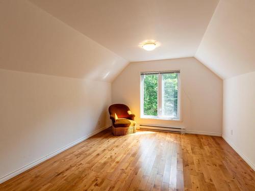 Garage - 102 Ch. Du Lac-Clair, Saint-Alban, QC - Indoor Photo Showing Other Room