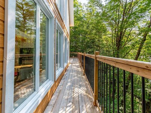 Terrasse - 102 Ch. Du Lac-Clair, Saint-Alban, QC - Outdoor With Exterior