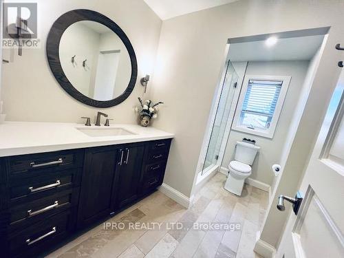 6 Edgecombe Terrace, Springwater (Centre Vespra), ON - Indoor Photo Showing Bathroom