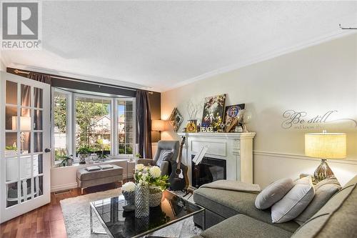 251 Colonel Douglas Crescent, Brockville, ON - Indoor Photo Showing Living Room With Fireplace