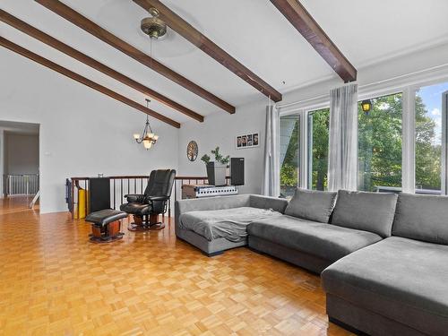 Salon - 709 Rue Claude, Saint-Jérôme, QC - Indoor Photo Showing Living Room