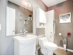 Powder room - 