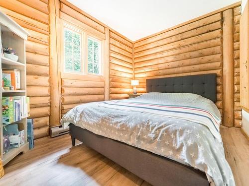 Bedroom - 27 Ch. De Maple Wood, Harrington, QC - Indoor Photo Showing Bedroom