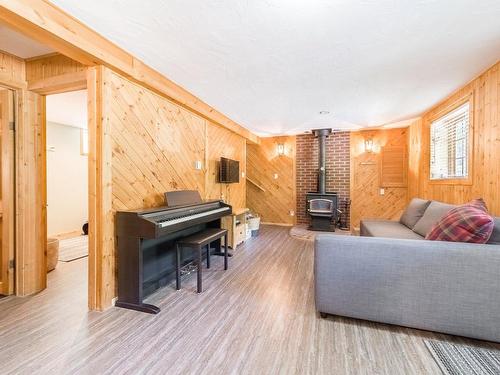 Playroom - 27 Ch. De Maple Wood, Harrington, QC - Indoor Photo Showing Other Room With Fireplace