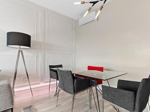 Dining room - 712-9185 Rue Lennon, Brossard, QC - Indoor Photo Showing Dining Room