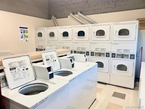 707-647 Michigan St, Victoria, BC - Indoor Photo Showing Laundry Room