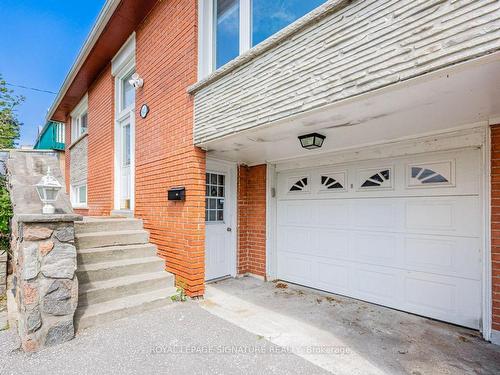 803 Fairview Ave, Pickering, ON - Outdoor