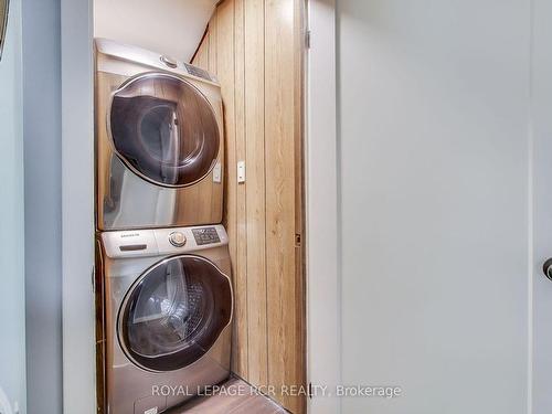 1369 Ryerson Blvd, Severn, ON - Indoor Photo Showing Laundry Room