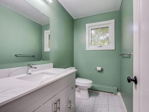 1369 Ryerson Blvd, Severn, ON - Indoor Photo Showing Bathroom