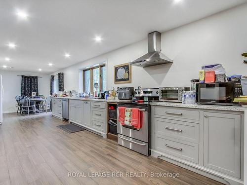 1369 Ryerson Blvd, Severn, ON - Indoor Photo Showing Kitchen