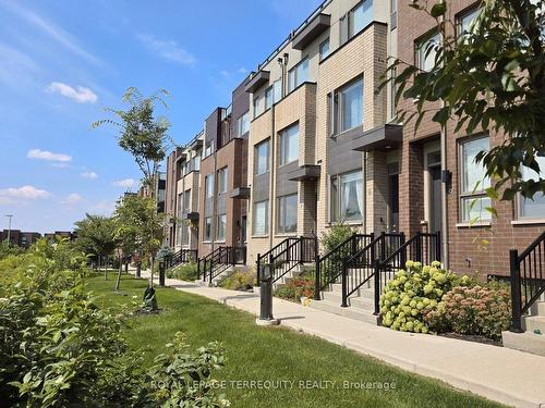 6-120 Frederick Tisdale Dr, Toronto, ON - Outdoor With Facade