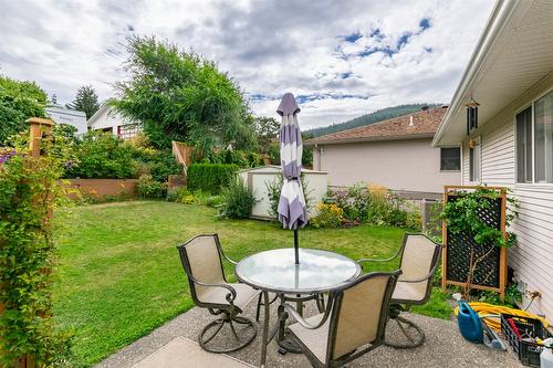 1360 12 Street, Salmon Arm, BC - Outdoor