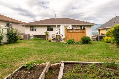 1360 12 Street, Salmon Arm, BC - Outdoor