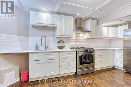 56 Nanaimo Crescent, Hamilton, ON - Indoor Photo Showing Kitchen With Upgraded Kitchen