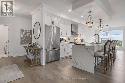 611 - 1880 Gordon Street, Guelph, ON - Indoor Photo Showing Kitchen With Stainless Steel Kitchen With Upgraded Kitchen