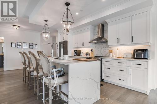 611 - 1880 Gordon Street, Guelph (Pine Ridge), ON - Indoor Photo Showing Kitchen With Upgraded Kitchen