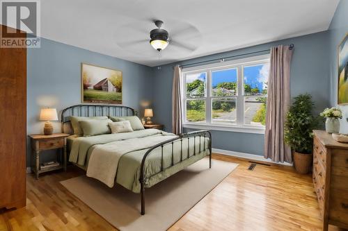 1549 Topsail Road, Paradise, NL - Indoor Photo Showing Bedroom