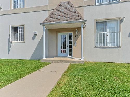 Frontage - 5-22 Rue St-Hippolyte, Salaberry-De-Valleyfield, QC - Outdoor