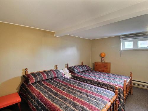 Bedroom - 771 13E Avenue, Senneterre - Ville, QC - Indoor Photo Showing Bedroom