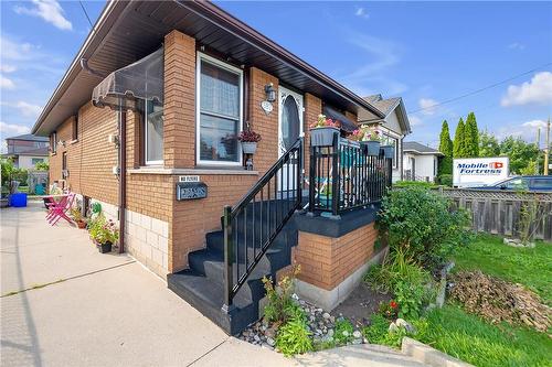 587 Barnaby Street, Hamilton, ON - Outdoor