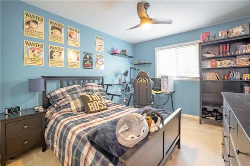 8855 Silverstar Court, Niagara Falls, ON - Indoor Photo Showing Bedroom