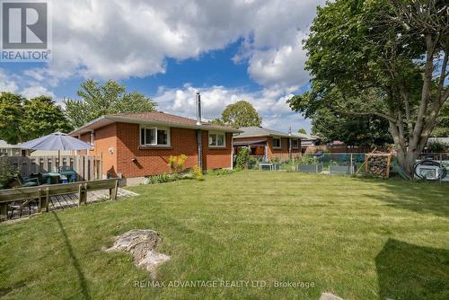 104 Harding Crescent, London, ON - Outdoor