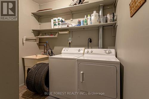 453 Wilkins Street, London, ON - Indoor Photo Showing Laundry Room