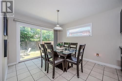 12 Summerfield Drive, Guelph (Pine Ridge), ON - Indoor Photo Showing Dining Room