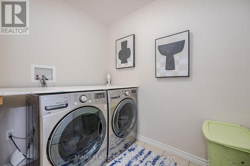 12 Summerfield Drive, Guelph (Pine Ridge), ON - Indoor Photo Showing Laundry Room