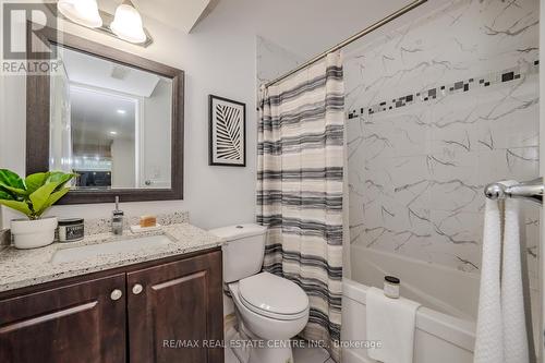 12 Summerfield Drive, Guelph (Pine Ridge), ON - Indoor Photo Showing Bathroom