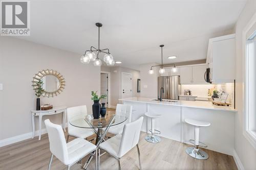 214 St Clair Boulevard Unit# 1, St Clair, ON - Indoor Photo Showing Dining Room