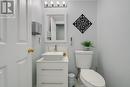 1609 Avonmore Square, Pickering (Town Centre), ON  - Indoor Photo Showing Bathroom 