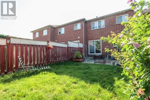 1609 Avonmore Square, Pickering, ON - Outdoor