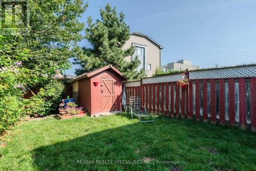 1609 Avonmore Square, Pickering, ON - Outdoor