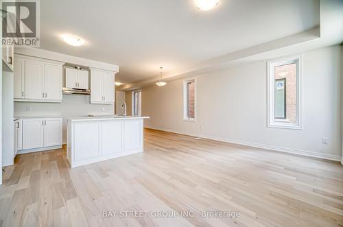 170 Mumbai Drive, Markham (Middlefield), ON - Indoor Photo Showing Kitchen