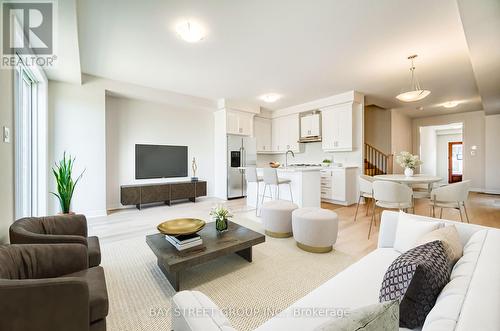 170 Mumbai Drive, Markham (Middlefield), ON - Indoor Photo Showing Living Room