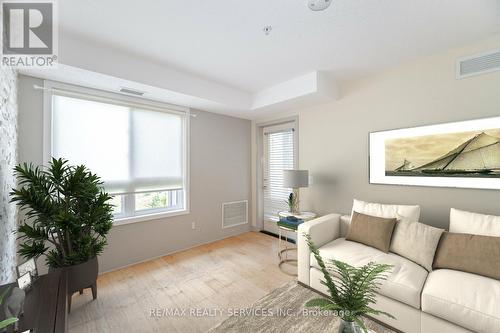 2208 - 6 Dayspring Circle, Brampton (Goreway Drive Corridor), ON - Indoor