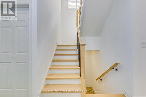 2326 Baronwood Drive, Oakville (West Oak Trails), ON - Indoor Photo Showing Other Room