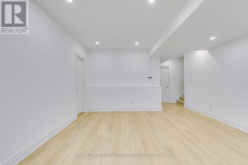 2326 Baronwood Drive, Oakville (West Oak Trails), ON - Indoor Photo Showing Other Room