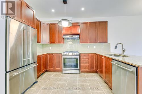 2326 Baronwood Drive, Oakville (West Oak Trails), ON - Indoor Photo Showing Kitchen With Stainless Steel Kitchen